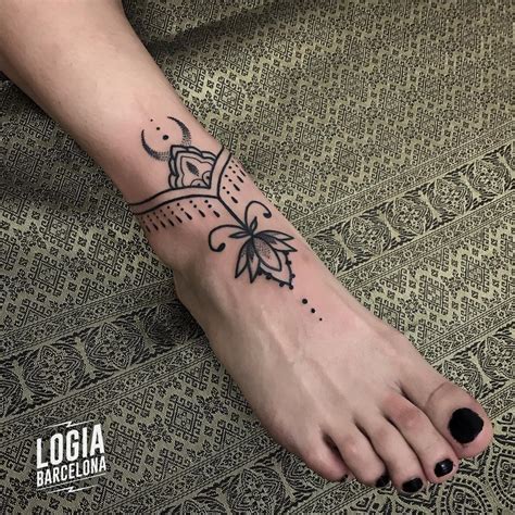 tatuajes pie mujer|Tatuajes para mujeres en el pie: + 45 diseños para llevar los pies ...